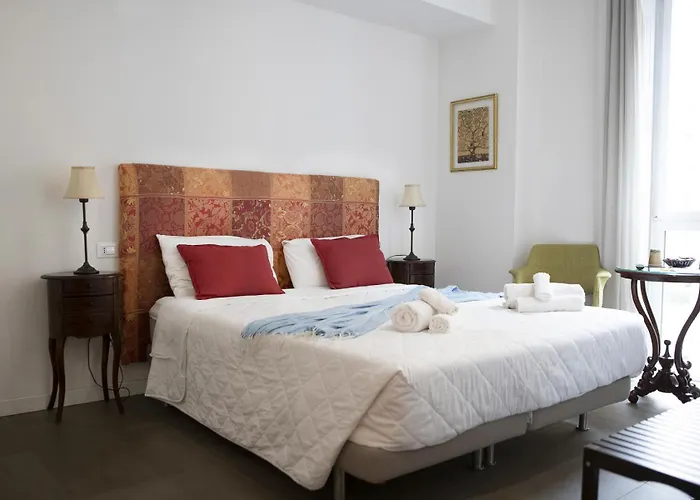 G House Bolonia