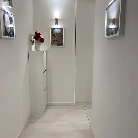Guest house G House *