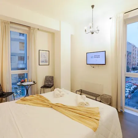 G House 3* Bologna