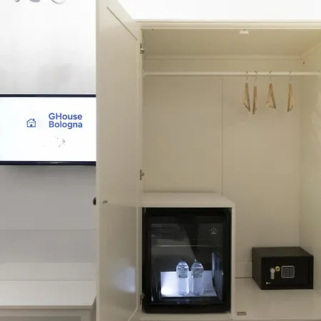 G House ゲストハウス ボローニャ