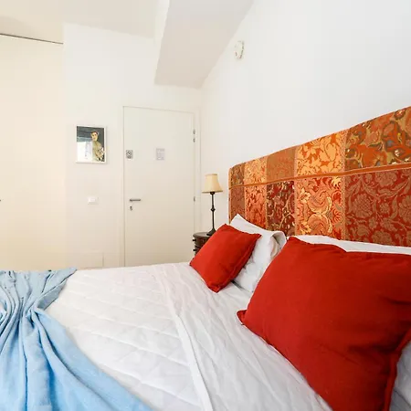 G House 3*