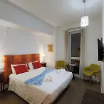 בית הארחה G House 3*